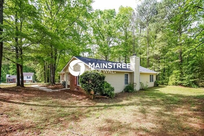 Foto del edificio - 3 Bedroom Pet-Friendly Home in Conyers, GA...