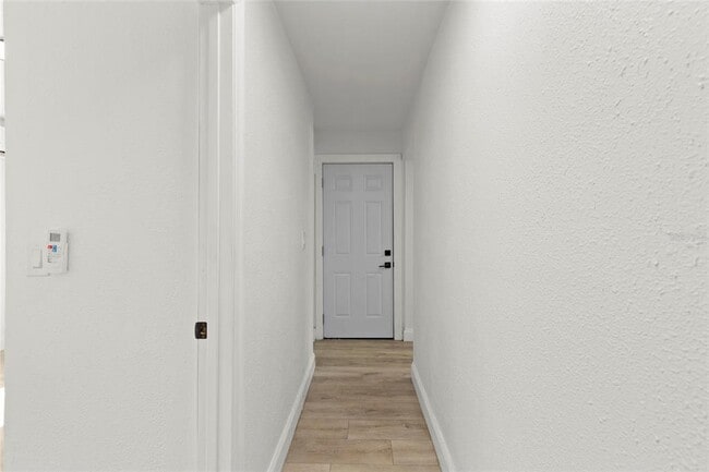 Foto del edificio - 8613 N 14th St