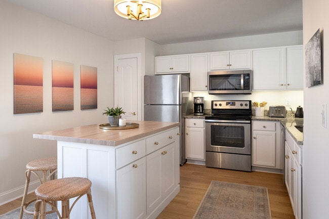 Foto del edificio - 17274 King Philip Way