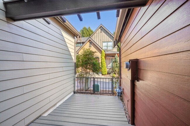 Photo - Wonderful and Cozy 2-Bedroom Condo in Excellent Hillsboro Location!