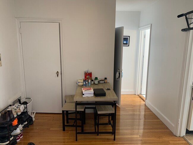 Foto del edificio - 65 Strathmore Rd