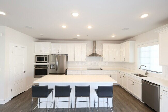 Foto del edificio - 4340 Bon Secours Pkwy