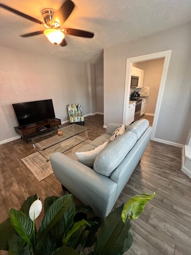 Foto del edificio - 1502 N Fort Harrison Ave