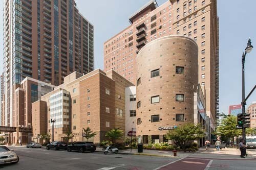 Building - 40 E 9th St