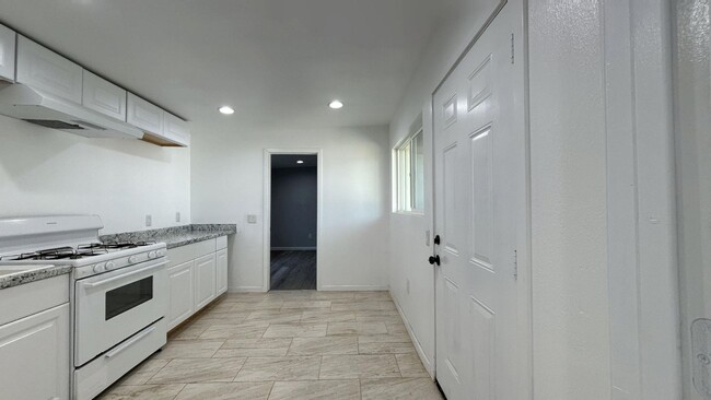 Building Photo - 1 Bedroom 1 Bath Detached Unit in Cherry V...