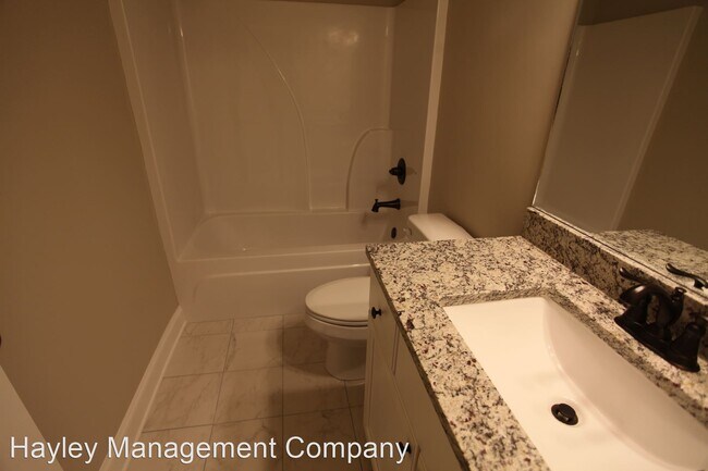 Building Photo - 3 br, 2.5 bath House - 2026 Stephanie Court