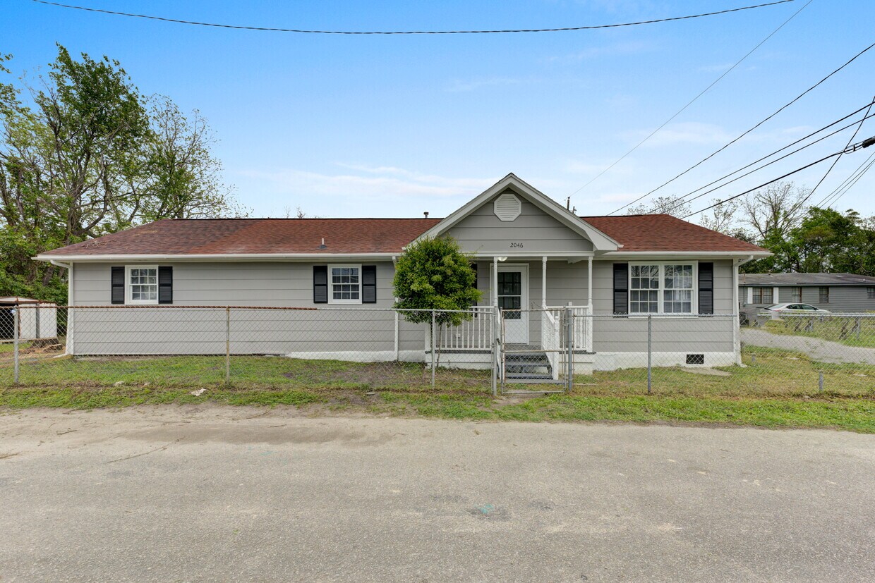 Photo - 2046 Echo Ave (North Charleston, SC)