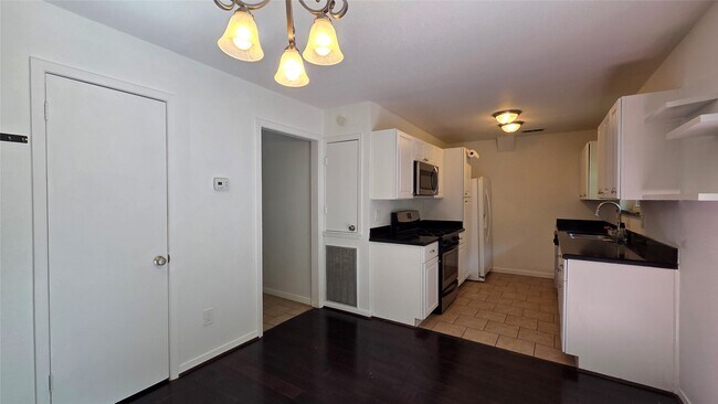 Foto del edificio - 5434 Goldspier St