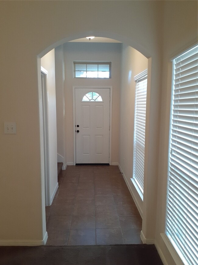 Foto del edificio - 6603 Sharpstone Creek Ln