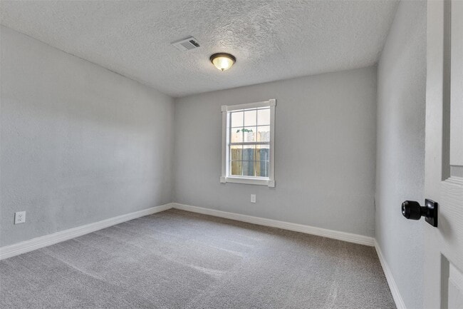 Building Photo - 9707 Nedwald St