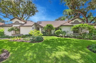 Building Photo - 4256 Gleneagles Dr