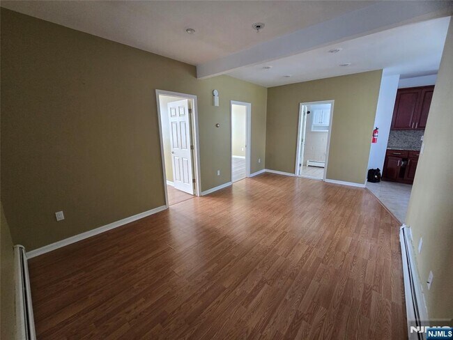 Foto del edificio - 740 Riverside Ave
