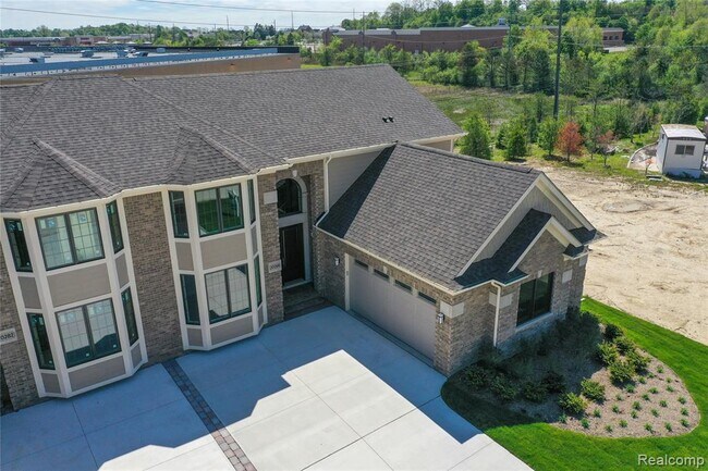 Building Photo - 20266 Beacon Way