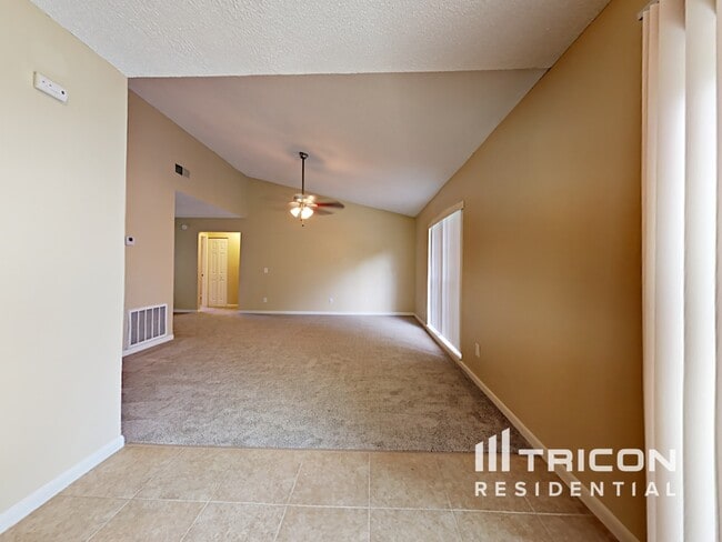 Building Photo - 4013 Forecast Dr