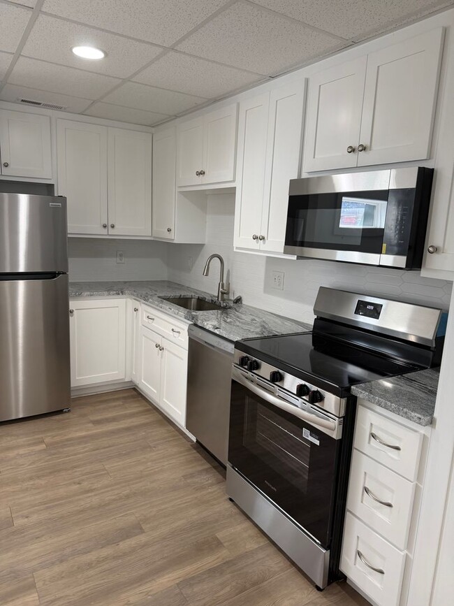 Photo - 400 Gallatin Ave Apartment