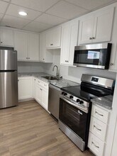 Building Photo - 400 Gallatin Ave