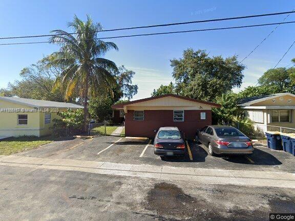 Primary Photo - 38 SW 4th Ave