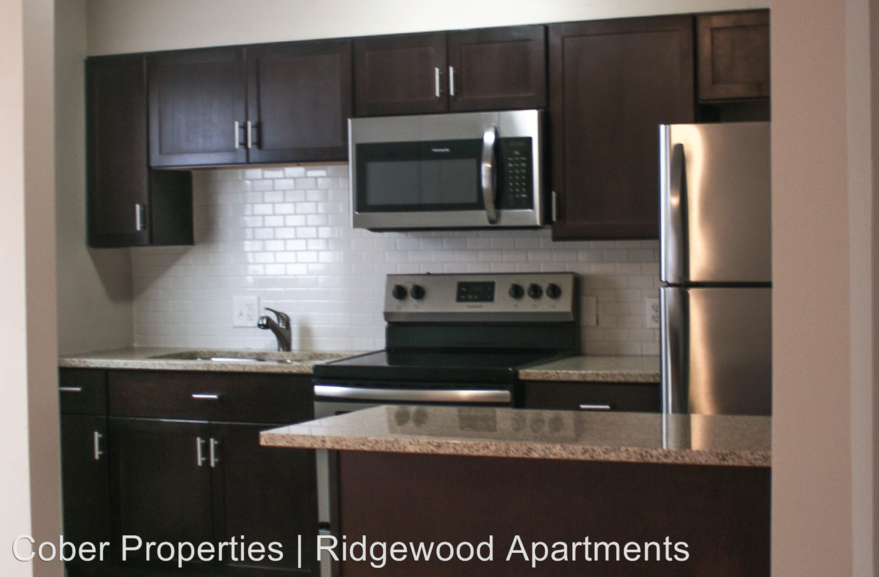 Foto principal - 528-528 W Harding Rd