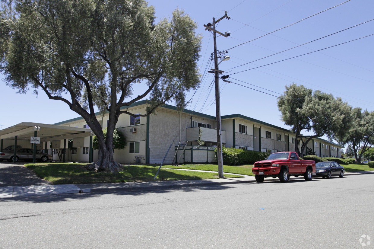 Newport Apartments San Jose