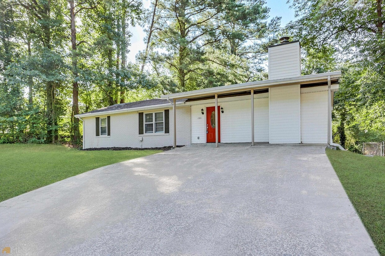 293 Hurt Rd SW, Smyrna, GA 30082 House Rental in Smyrna, GA