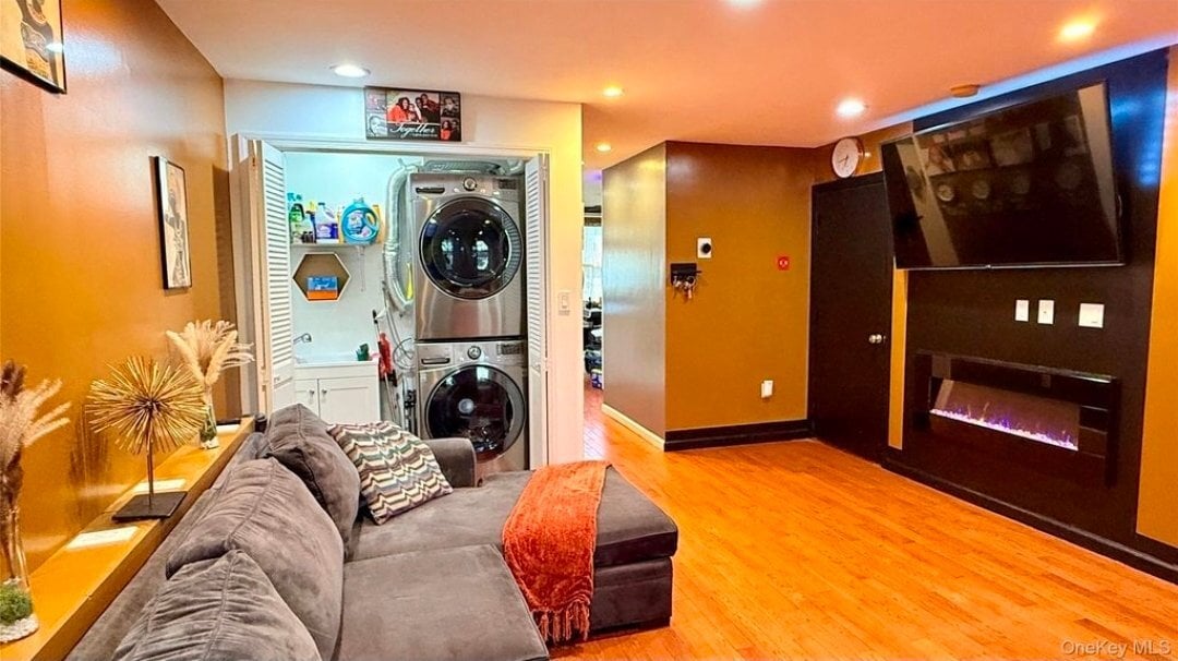 Photo - 660 Williams Ave (Brooklyn, NY)