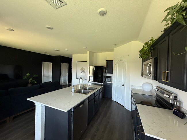 Foto del edificio - 1205 Canterbury Ln