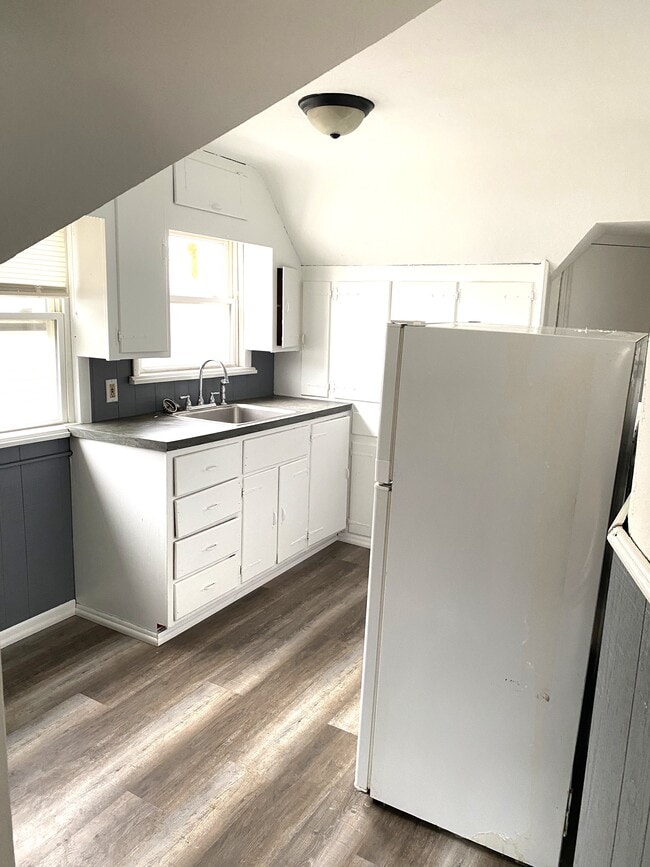 Building Photo - 923 Walnut St