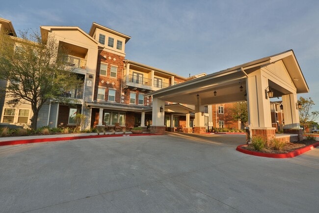 Building Photo - Pacana Park 55+ Apartments