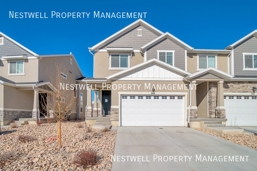 Foto principal - 246 W Silver Springs Dr