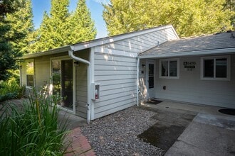 Building Photo - 5470 SW Alger Ave