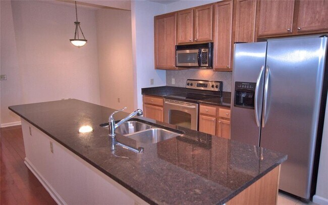 Foto del edificio - 3040 W Peachtree St NW