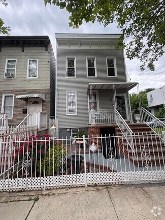 Building Photo - 191 Belvidere Ave