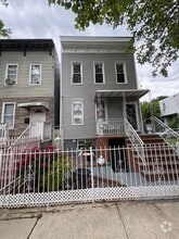 Building Photo - 191 Belvidere Ave