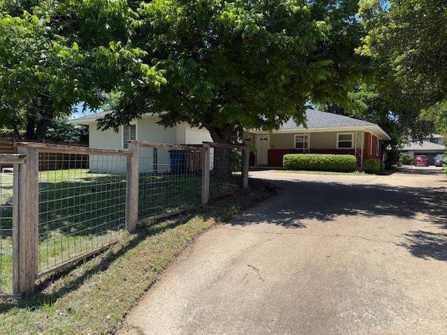 Foto del edificio - 5705 McCarthy Cir