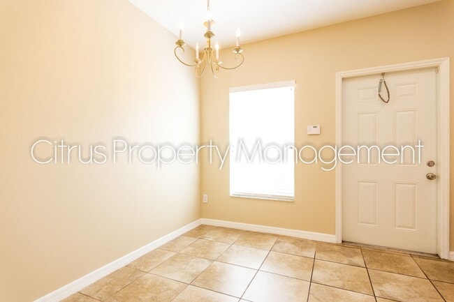 Building Photo - Wonderful 2/2 Daniels Landing Townhome