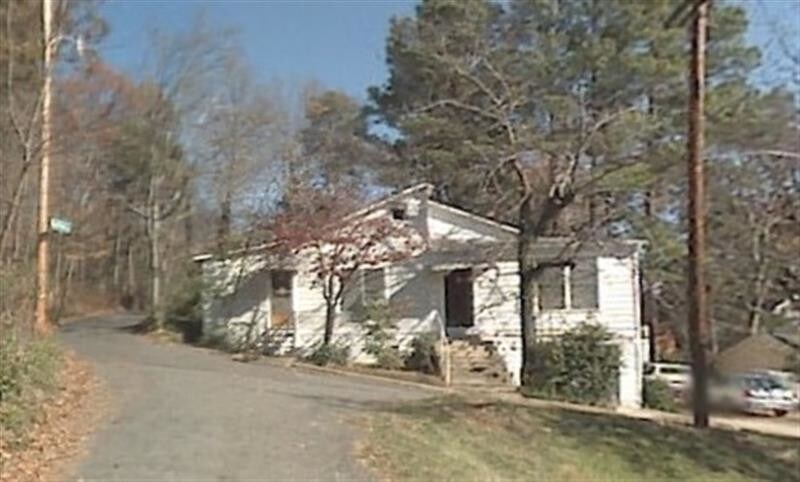 Building Photo - 516 Hawthorne Ln