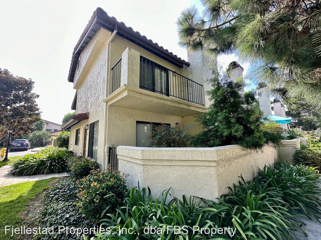 Primary Photo - 3 br, 2.5 bath House - 4220 Porte De Palma...