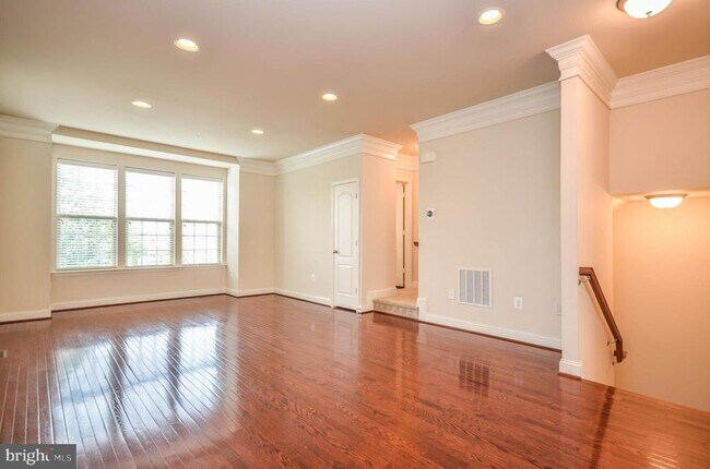 Foto del edificio - 11885 Snowden Farm Pkwy