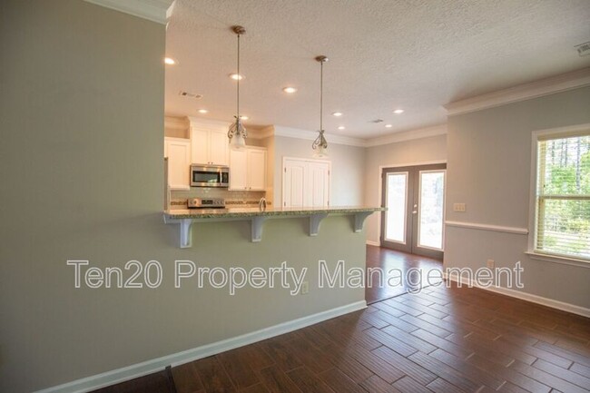 Building Photo - 9688 N Ivy Park Dr