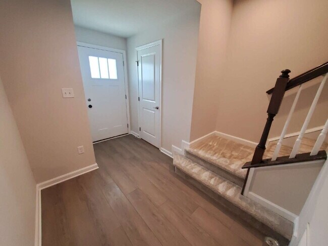 Foto del edificio - Beautiful 3-Bedroom Townhouse in Swedesboro, NJ - Modern Living with 2.5 Baths and 2,307 Sq Ft!