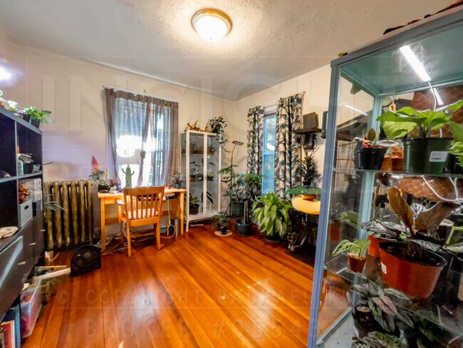 Building Photo - 8 Parkton Rd