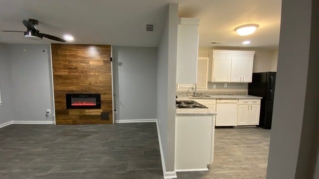 Building Photo - 1643 Pinedale Cir NW