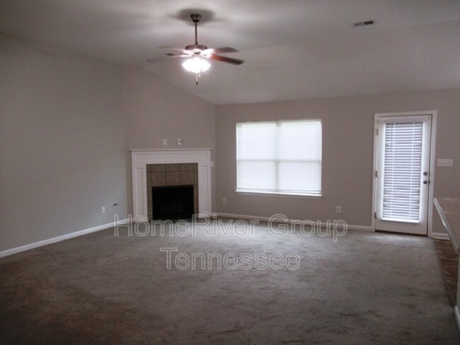 Building Photo - 5258 Blue Diamond St