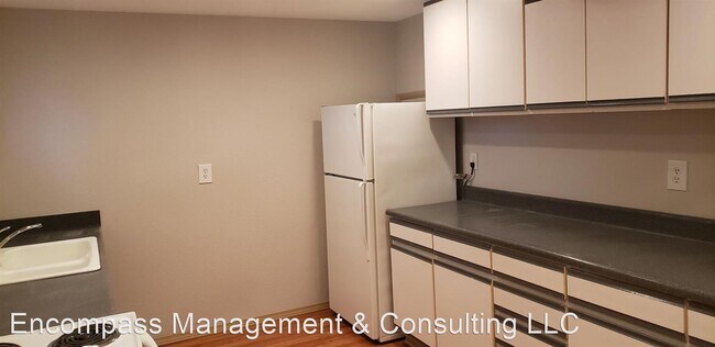 Building Photo - 2 br, 1 bath House - 342 Delmar Drive N