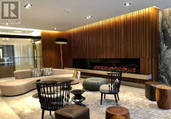 Building Photo - 125 Redpath Ave