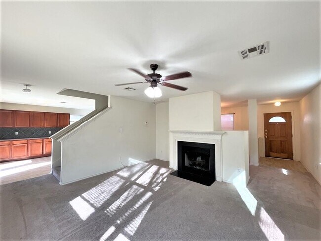 Building Photo - 3502 Sandy Brook Dr