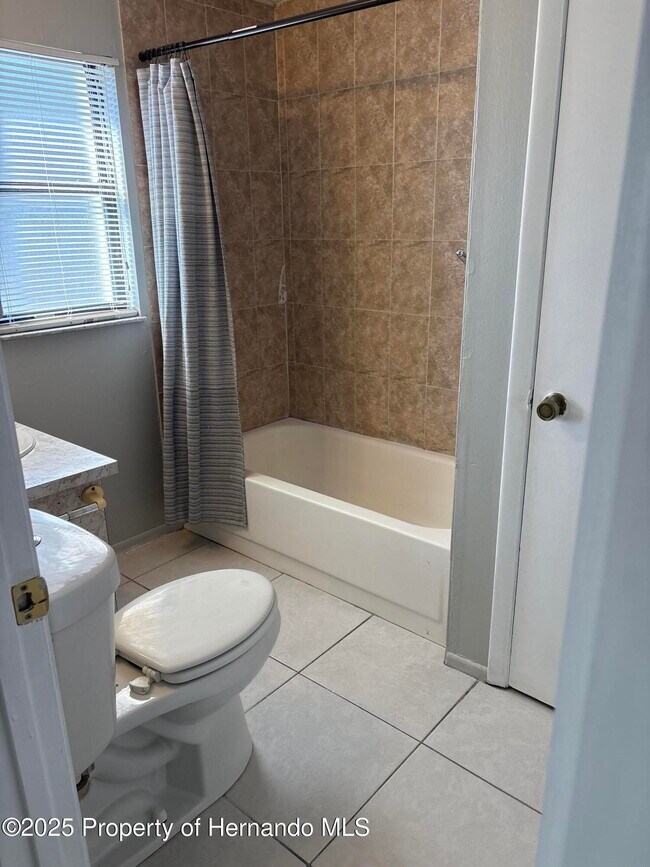 Foto del edificio - 9619 Langan St