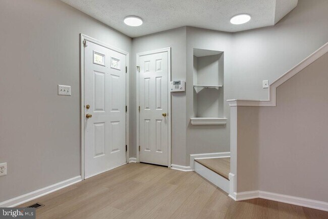 Foto del edificio - 2713 Piscataway Run Dr