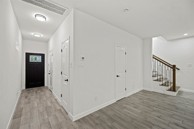 Foto del edificio - 1071 St Clair St