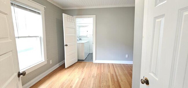 Foto del edificio - 907 Berkeley St